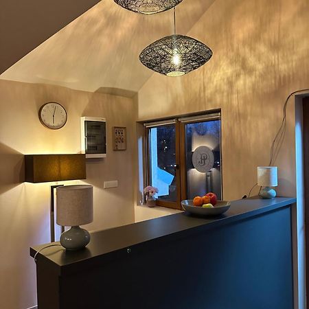 Jp Motel Mali Pariz Бор Екстер'єр фото